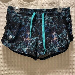 Fabletics Women's Lined Athletic Shorts Black and Blue Pattern with Pockets